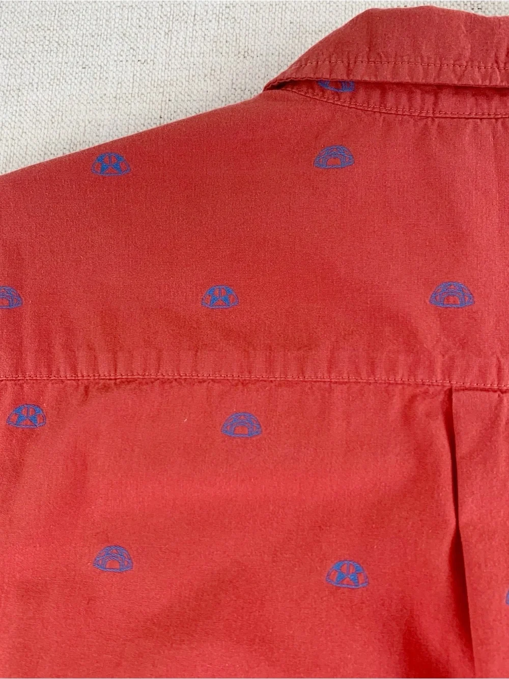 The North Face Men's short sleeve embroidered button up shirt cotton size M